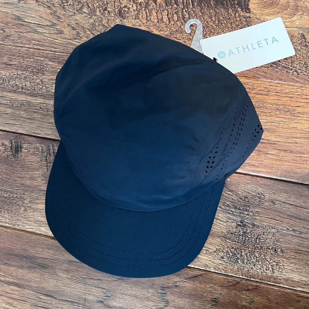 NWT Athleta Black Ultra Light Run Cap 3.0